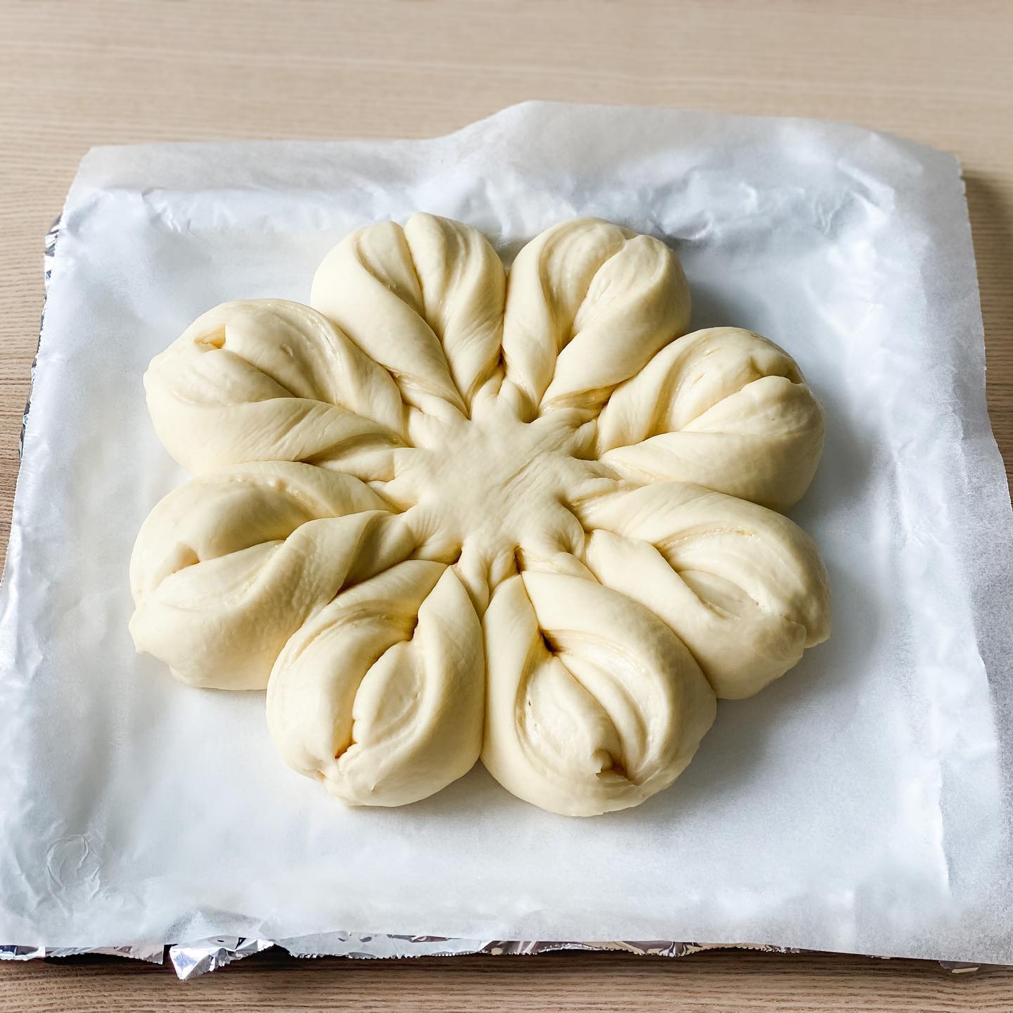 聖誕限定蒜茸牛油雪花包 - step 7