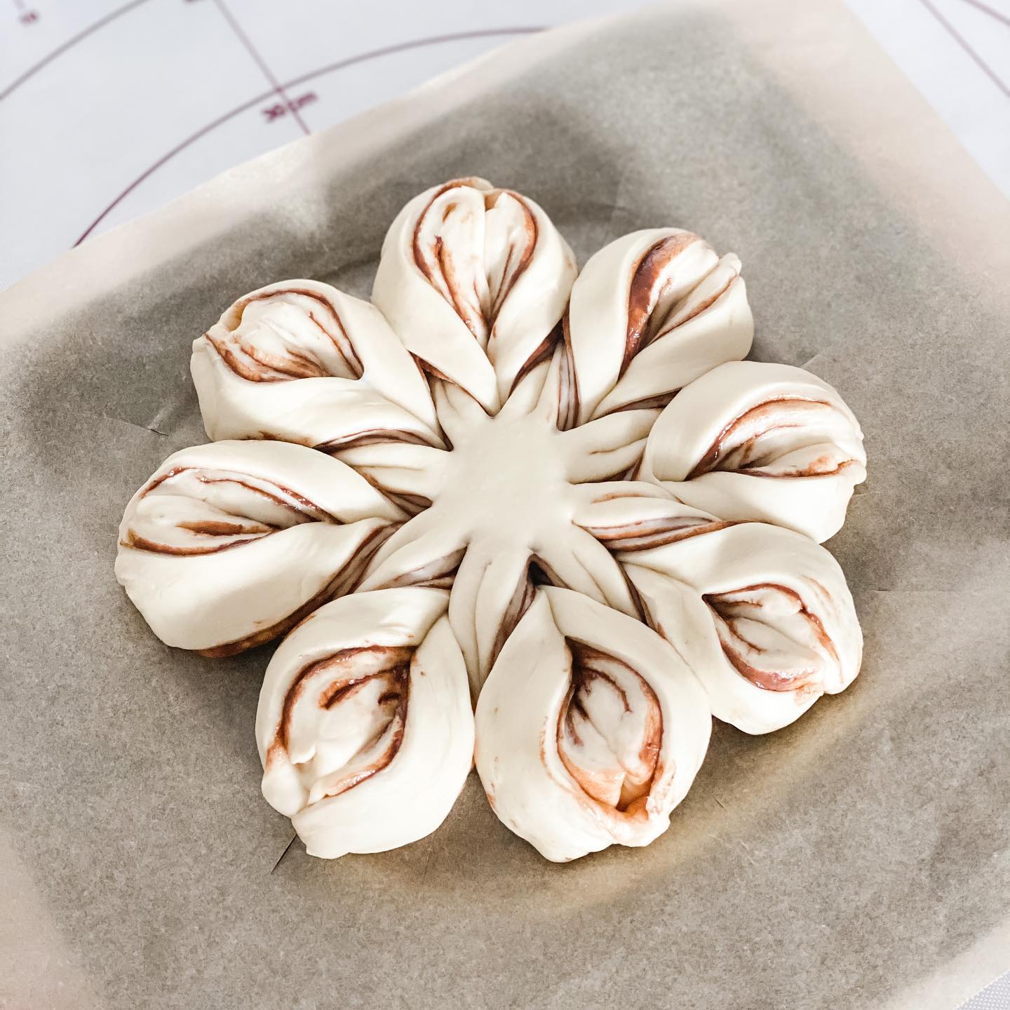 聖誕限定榛子醬雪花包 - step 6