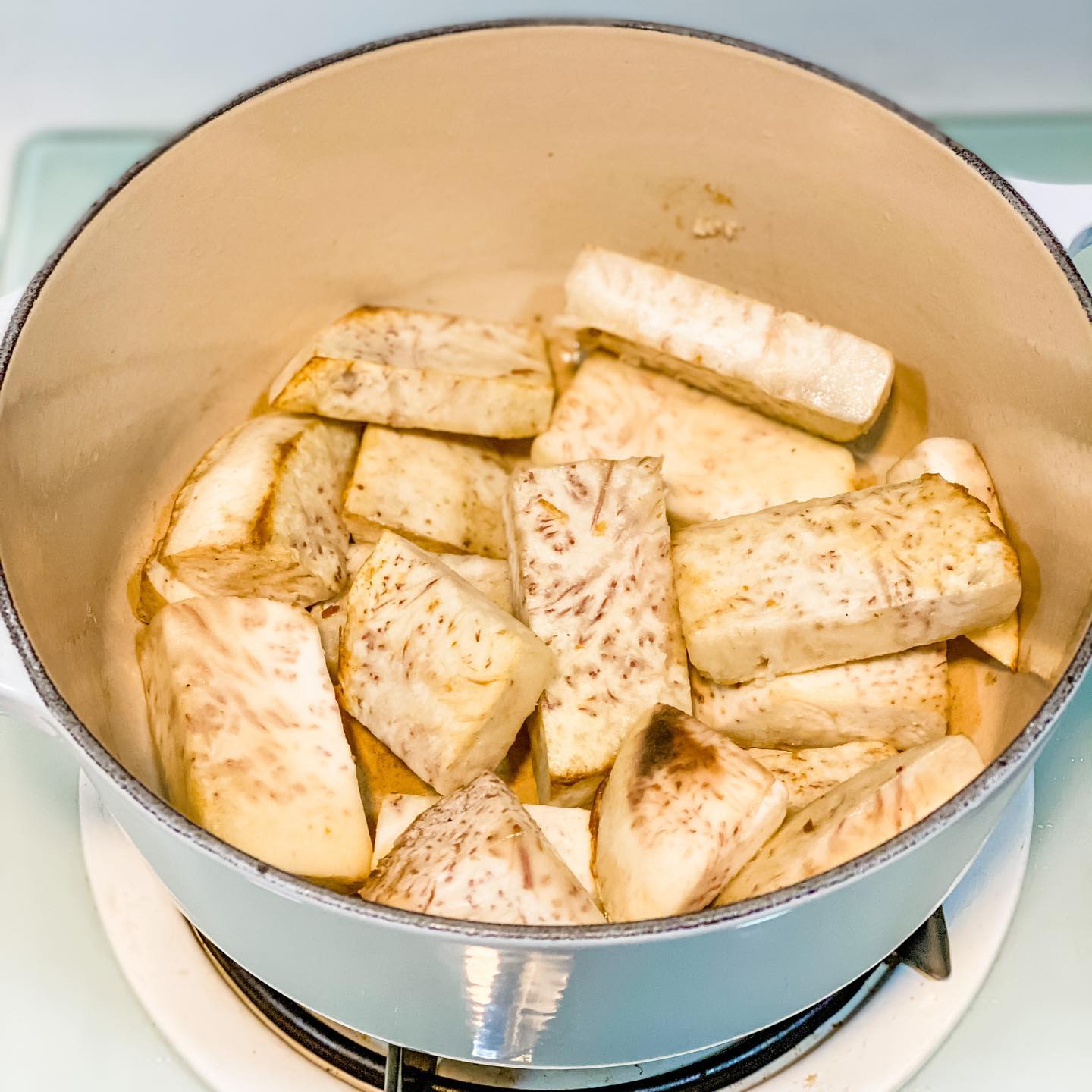 椰汁芋頭臘鴨煲 - step 2