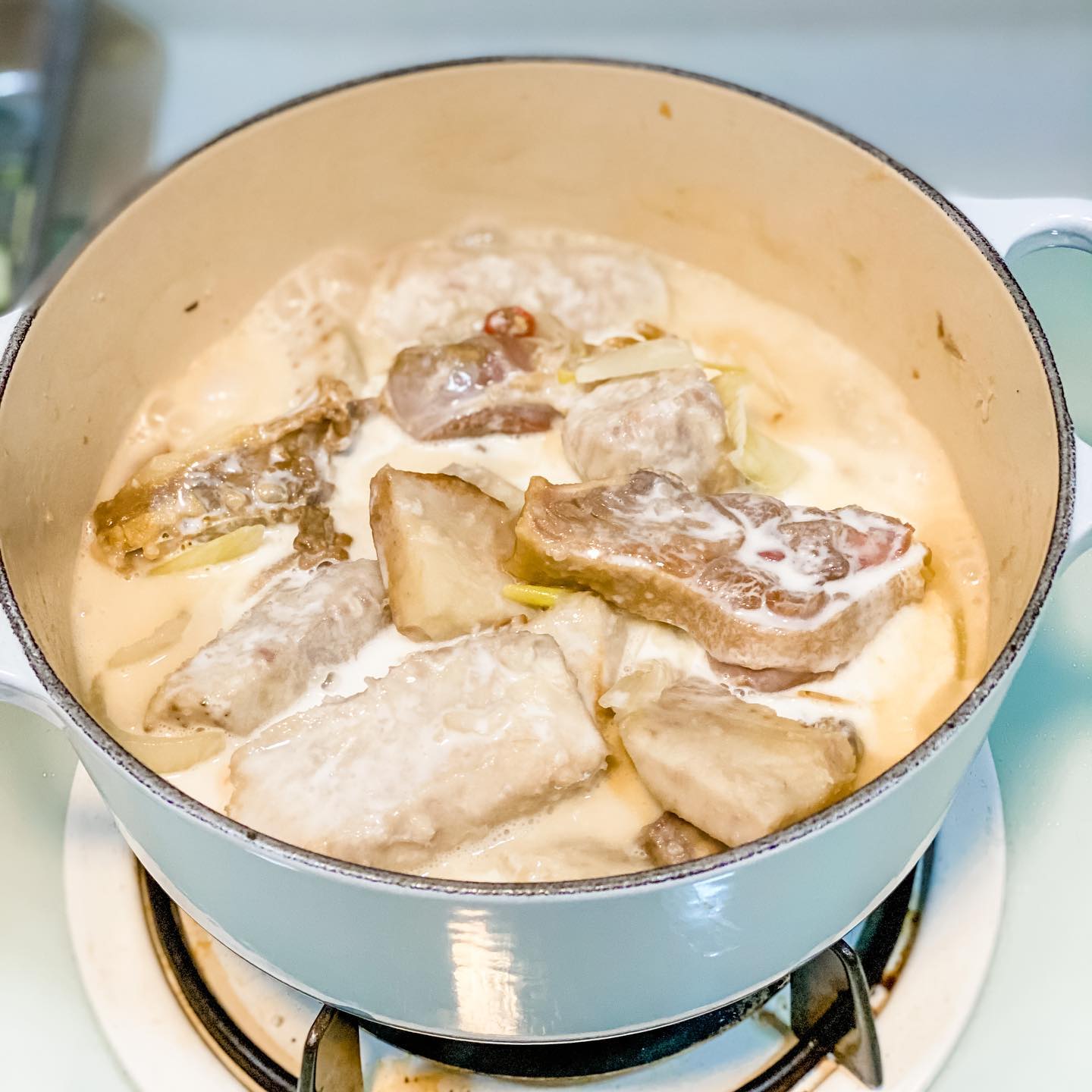 椰汁芋頭臘鴨煲 - step 3