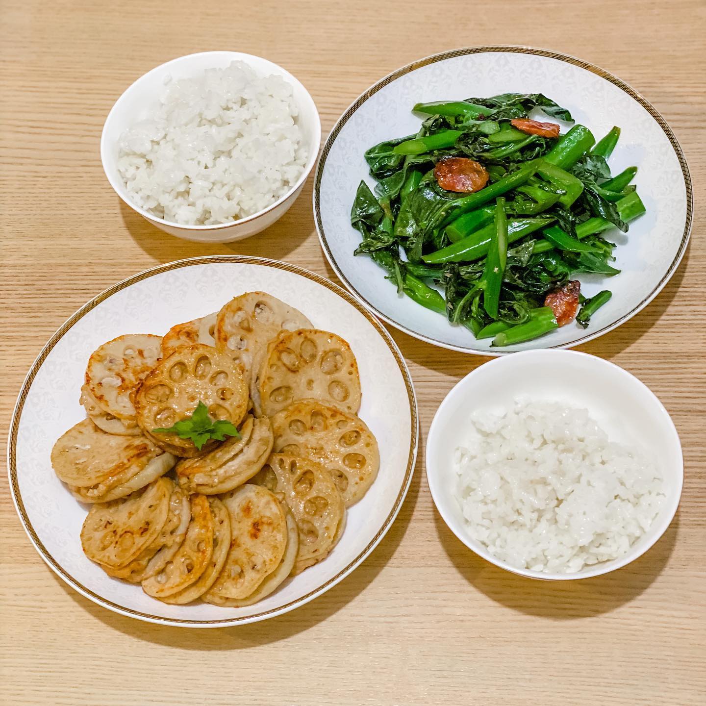 家常便飯 — 香煎蓮藕夾餅