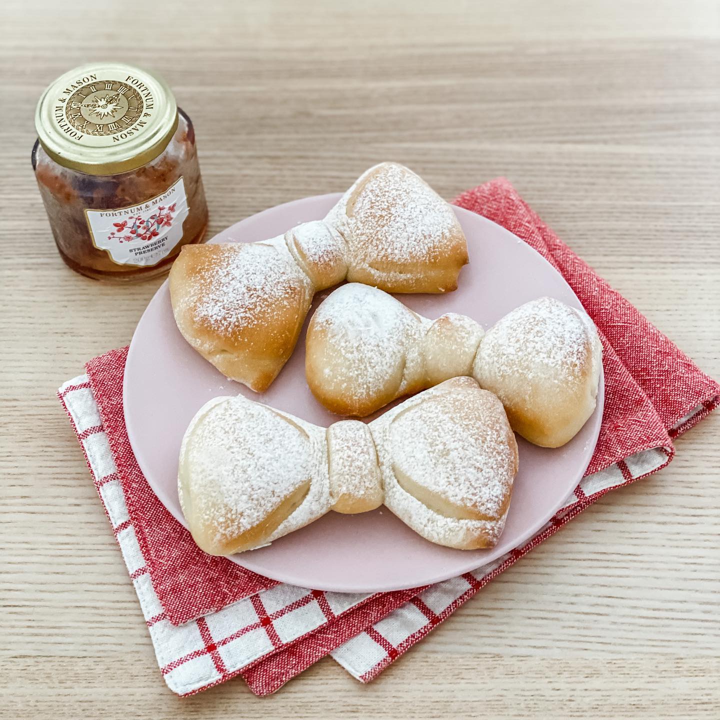 少女心大爆發 — 蝴蝶結麵包🎀 - step 2