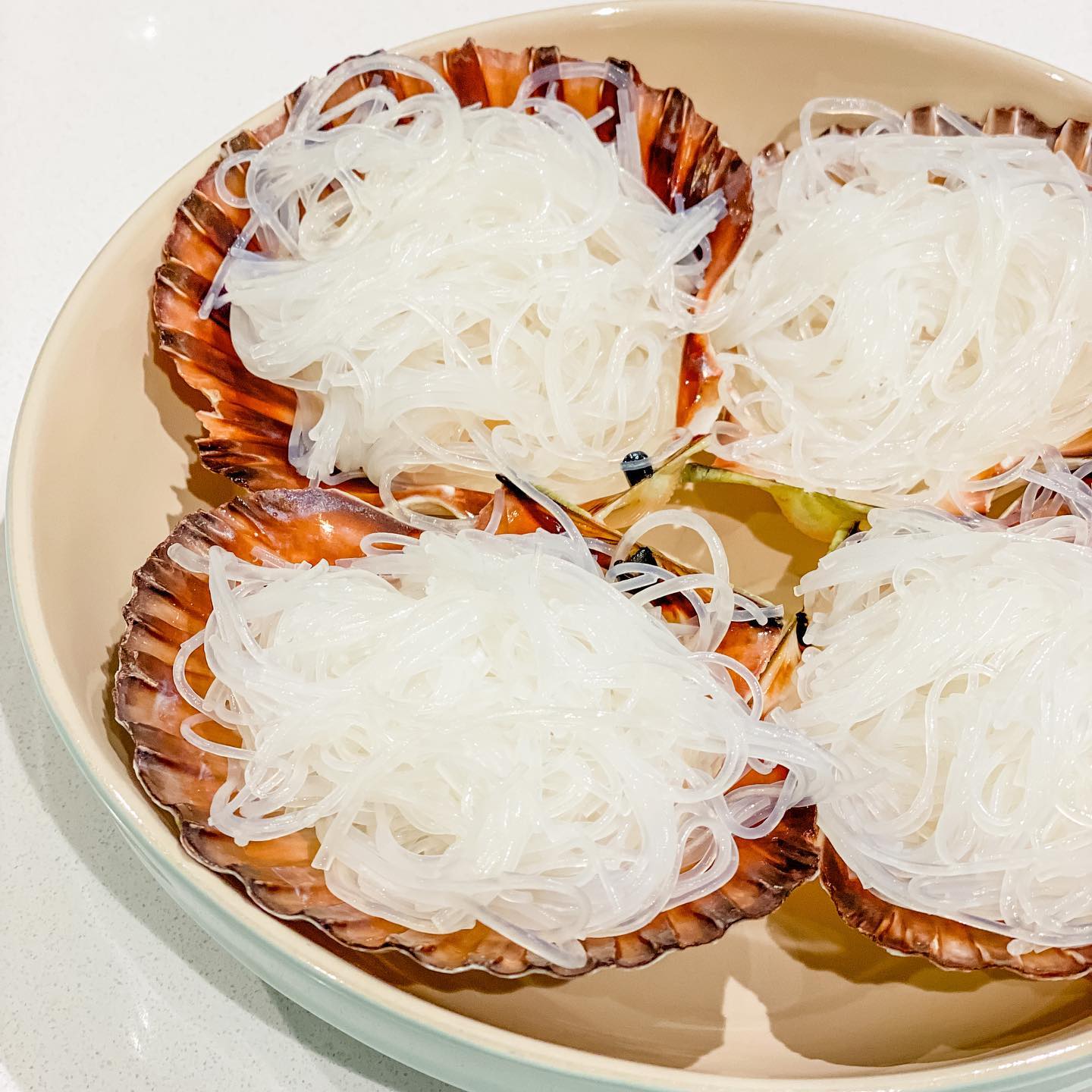 金銀蒜粉絲蒸扇貝 - step 4