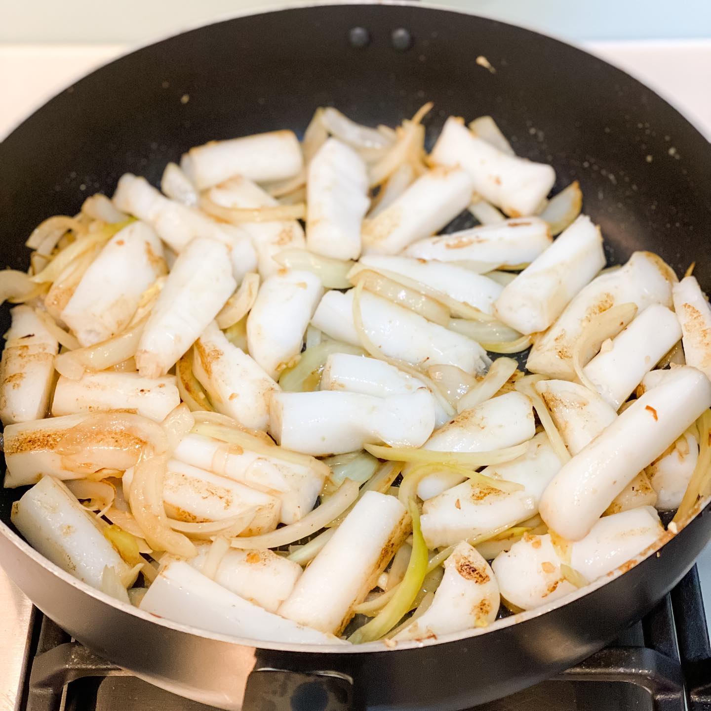 Stir-Fry Beef Rice Noodles Roll (Cheung Fun) - step 5