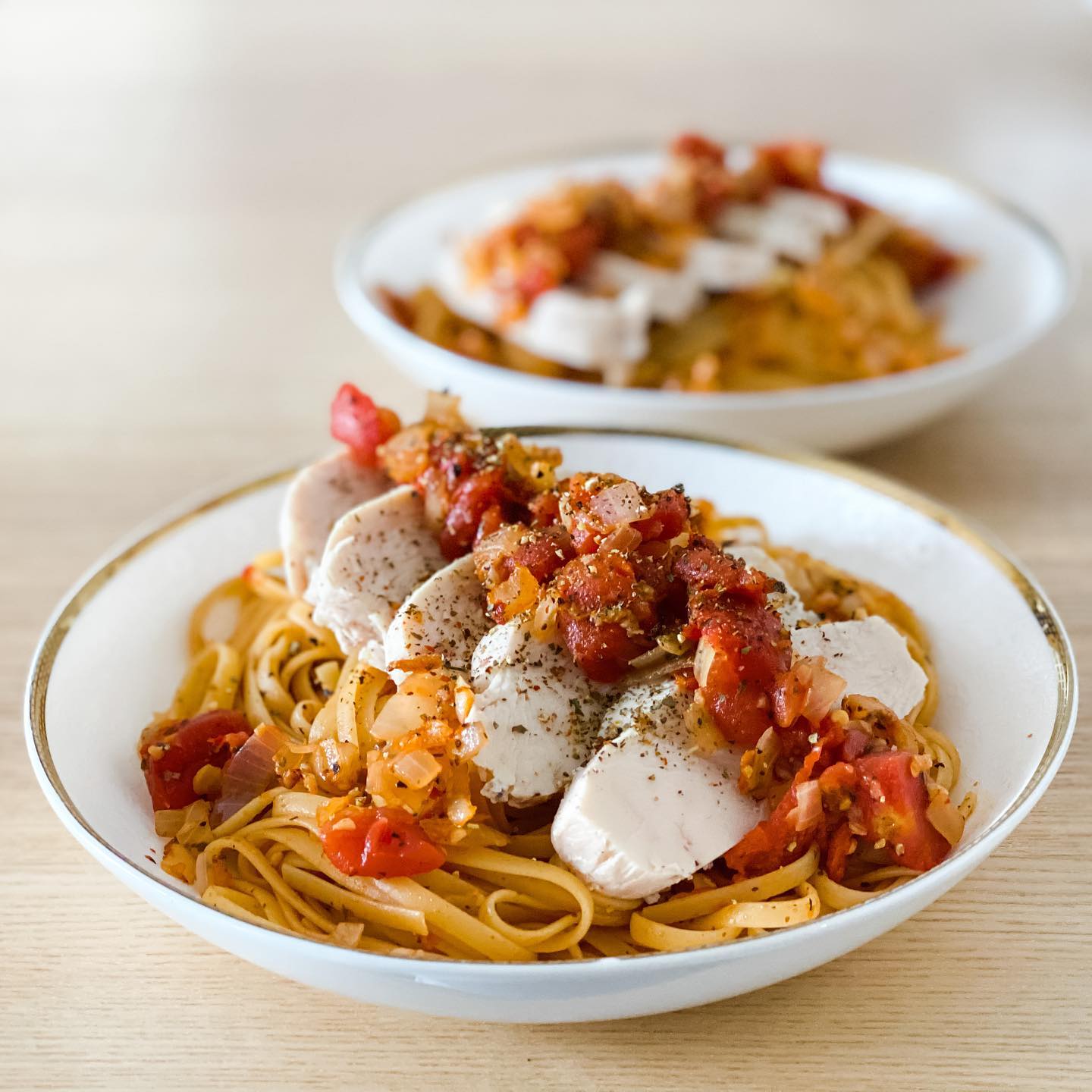 蕃茄雞肉扁意粉